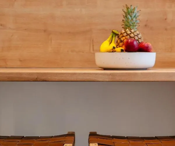 公寓 Elvirtus Naxos City